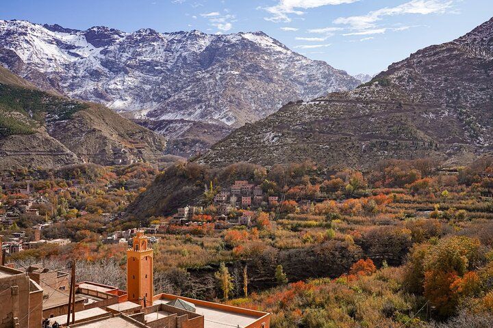 Atlas valley with mosque β traditional Berber architecture